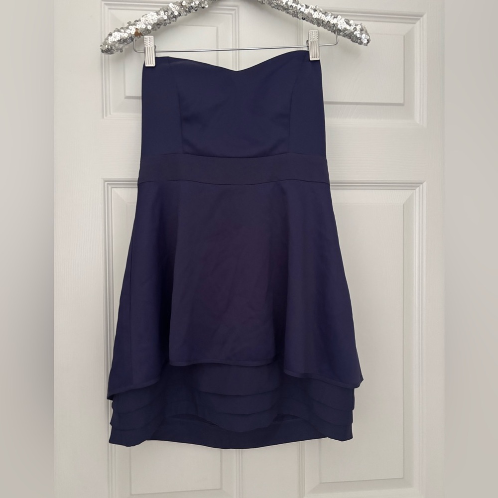Strapleas bcbgeneration dress sz 6